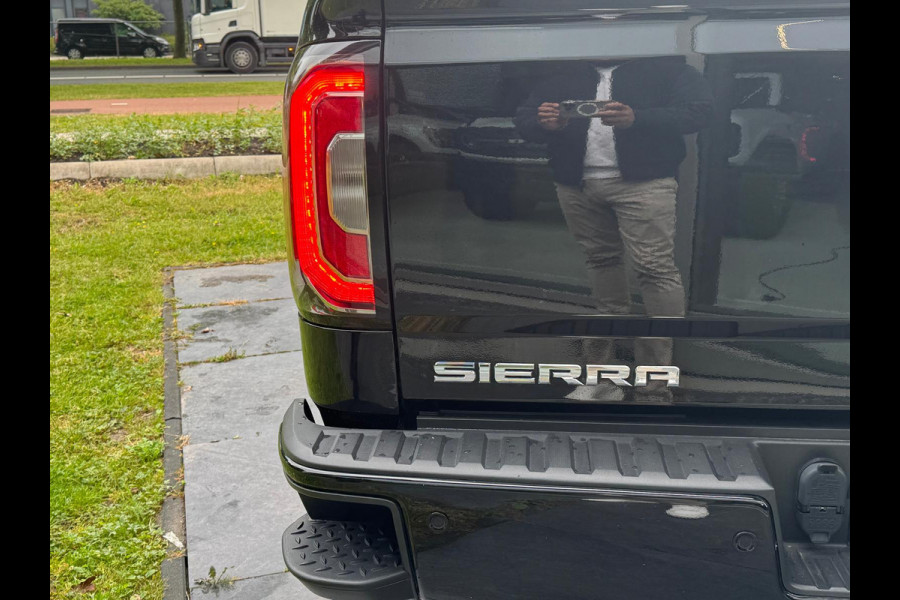 GMC Sierra 6.2 V8 Denali NL-AUTO!!