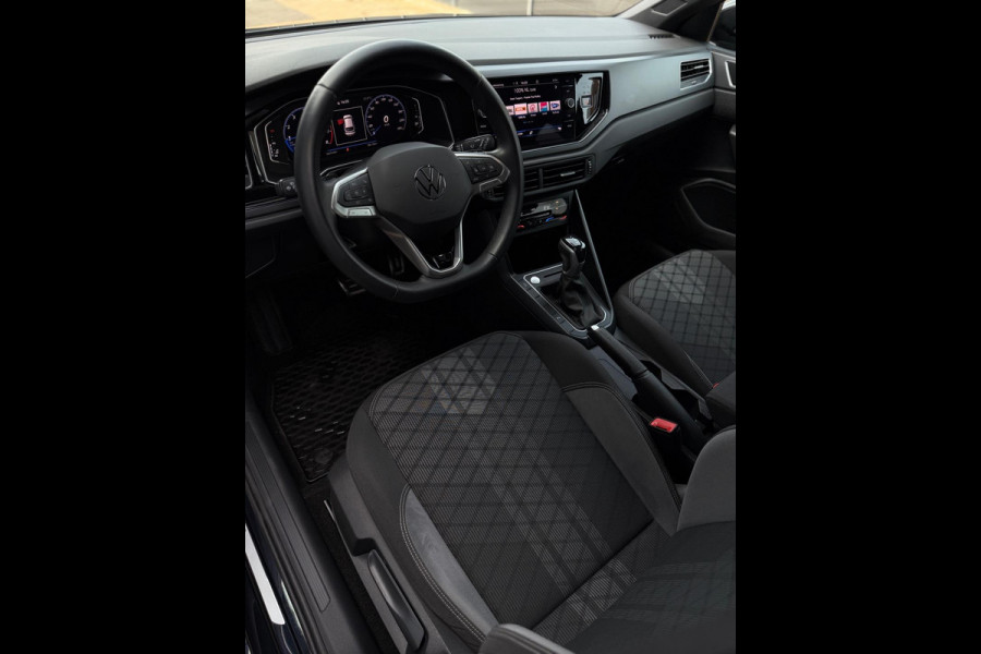 Volkswagen Taigo 1.0 TSI 2x R-Line Camera CarPlay