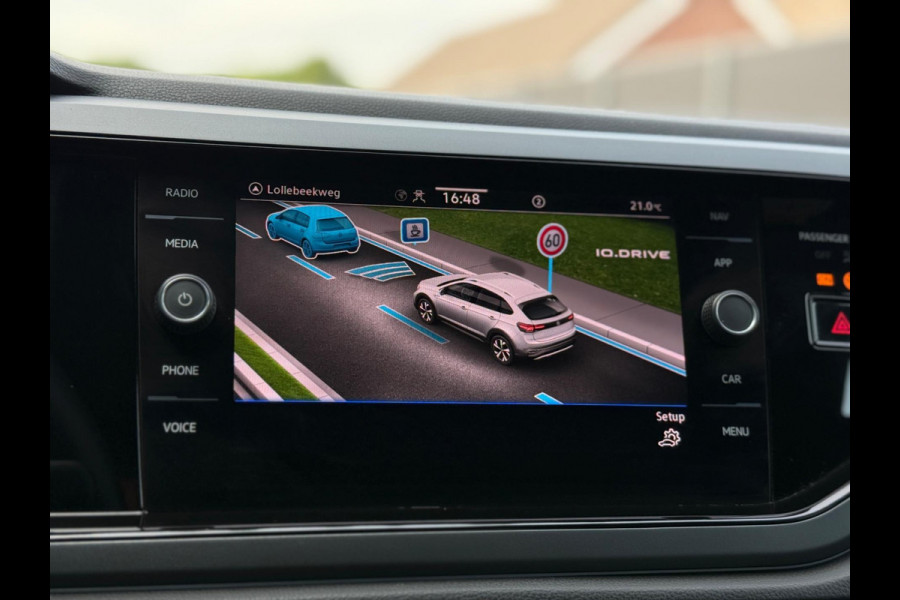 Volkswagen Taigo 1.0 TSI 2x R-Line Camera CarPlay