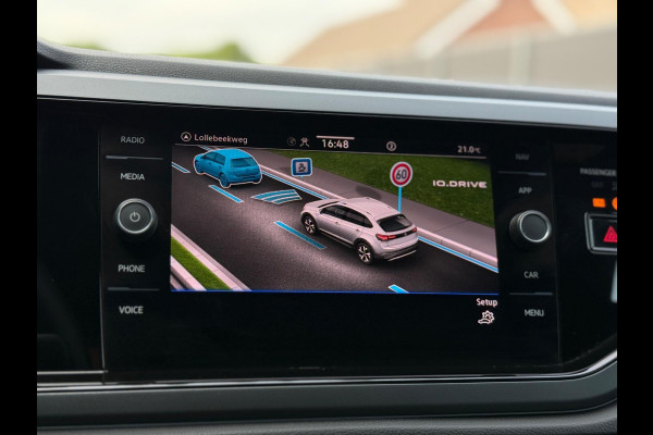 Volkswagen Taigo 1.0 TSI 2x R-Line Camera CarPlay