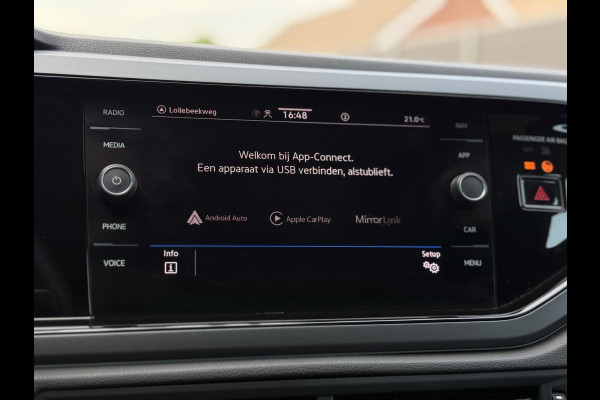 Volkswagen Taigo 1.0 TSI 2x R-Line Camera CarPlay