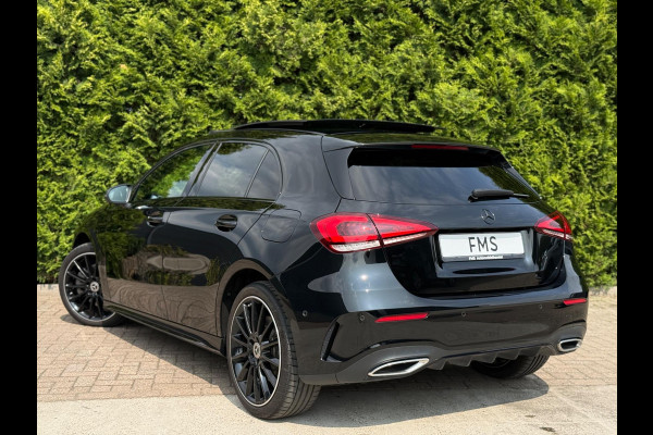 Mercedes-Benz A-Klasse 250 e AMG Line Panorama Camera CarPlay