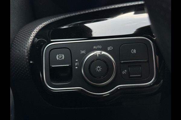 Mercedes-Benz CLA-Klasse 250e Shooting Brake AMG Pakket Camera CarPlay