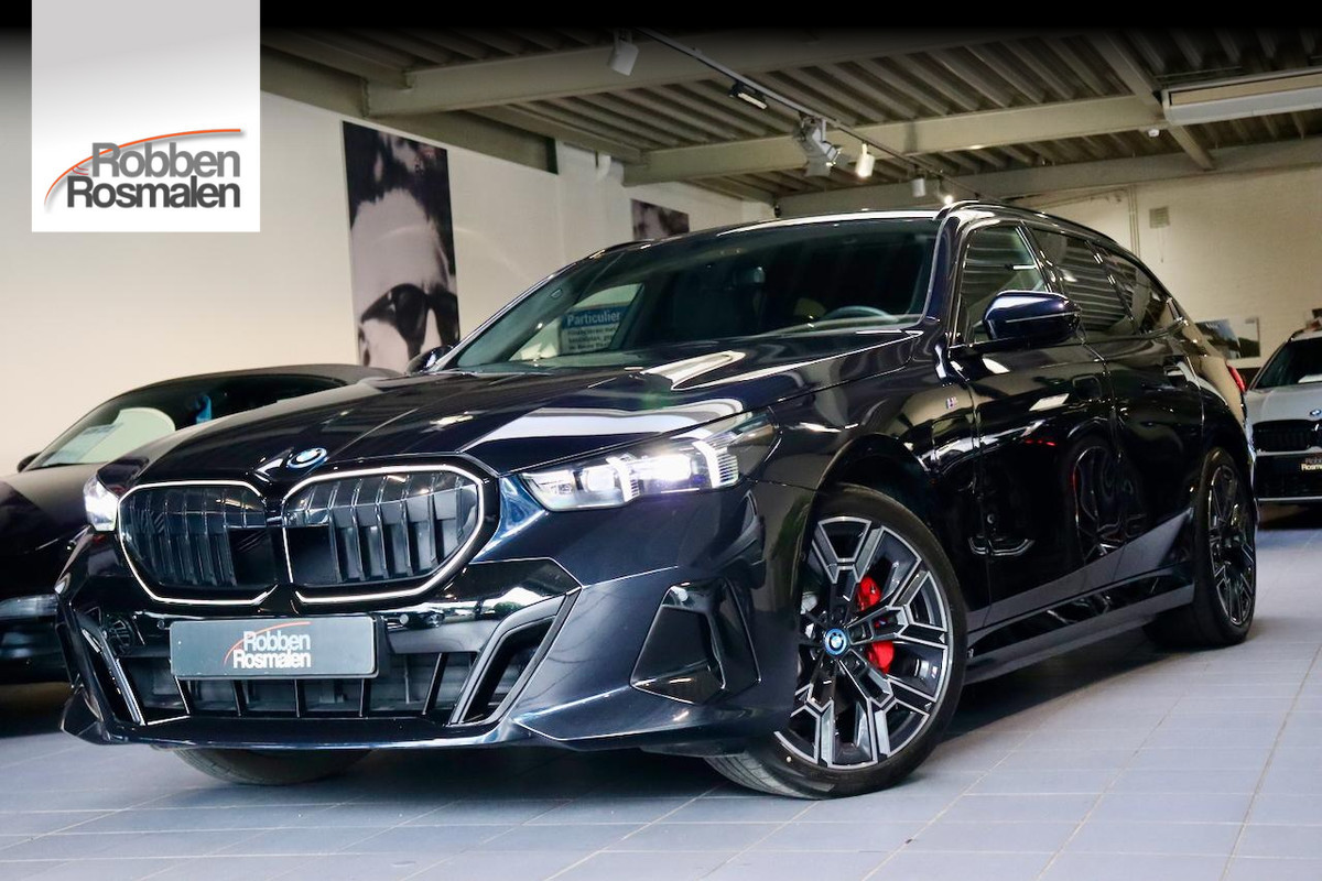 BMW 5 Serie 530e Touring NL|M Sport|Hud|TrkHK 530e BMW 5 Serie 530e Touring NL|M Sport|Hud|TrkHK 530e