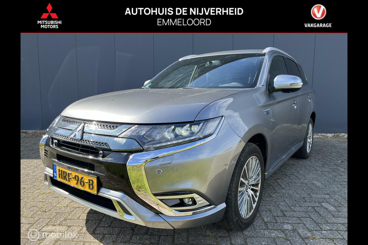 Mitsubishi Outlander 2.4 PHEV Instyle|Leder|Carplay Mitsubishi Outlander 2.4 PHEV Instyle|Leder|Carplay