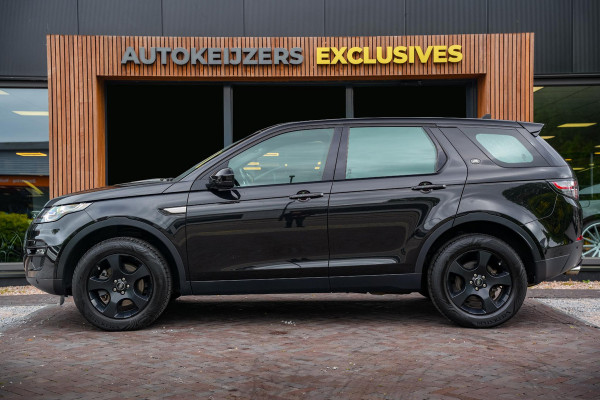 Land Rover Discovery Sport 2.0 eD4 SE Panoramadak Leer Stoelverw. Navigatie Xenon Trekhaak 18''LM