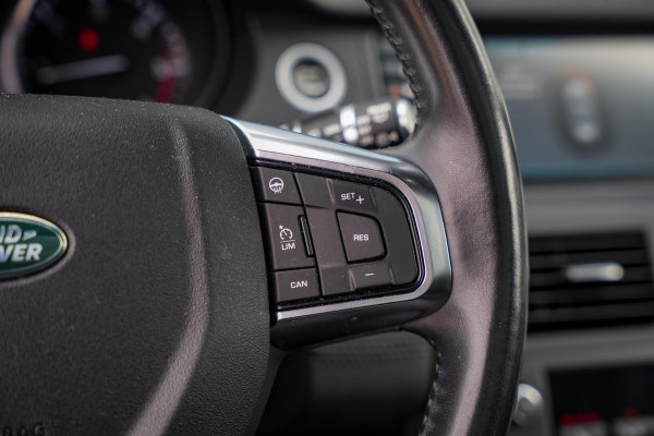 Land Rover Discovery Sport 2.0 eD4 SE Panoramadak Leer Stoelverw. Navigatie Xenon Trekhaak 18''LM
