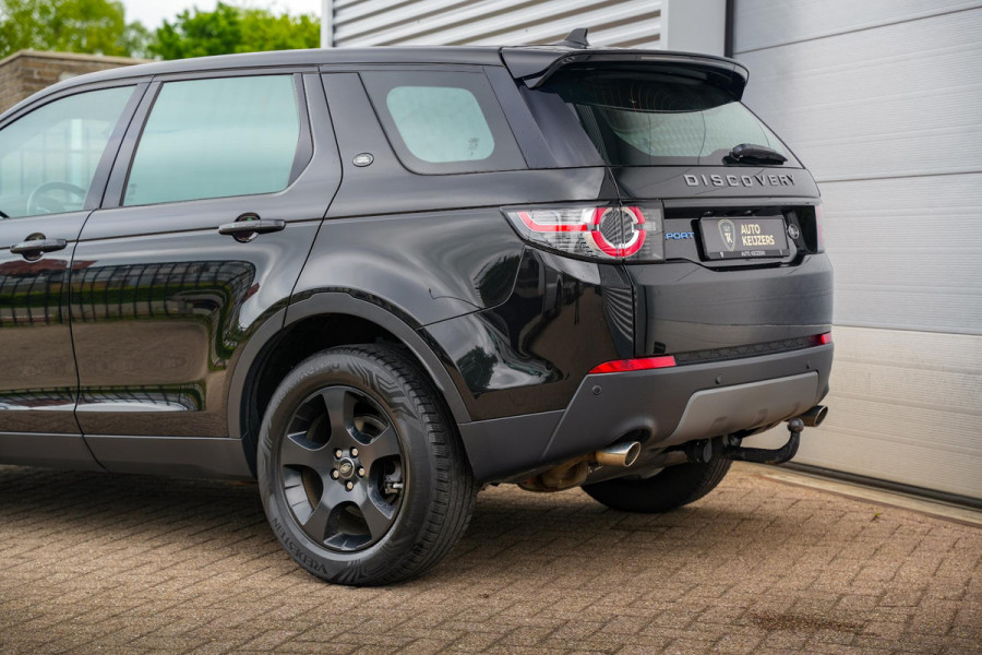 Land Rover Discovery Sport 2.0 eD4 SE Panoramadak Leer Stoelverw. Navigatie Xenon Trekhaak 18''LM