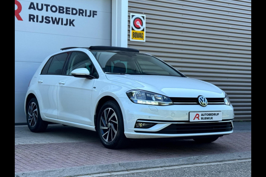 Volkswagen Golf 1.4 TSI Highline Business R Pano/Navi