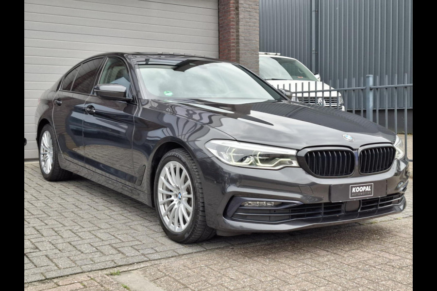 BMW 5 Serie 520d High Executive Edition | Schuifdak | Virtual | Keyless | Dealer onderhouden |
