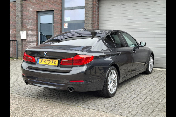 BMW 5 Serie 520d High Executive Edition | Schuifdak | Virtual | Keyless | Dealer onderhouden |