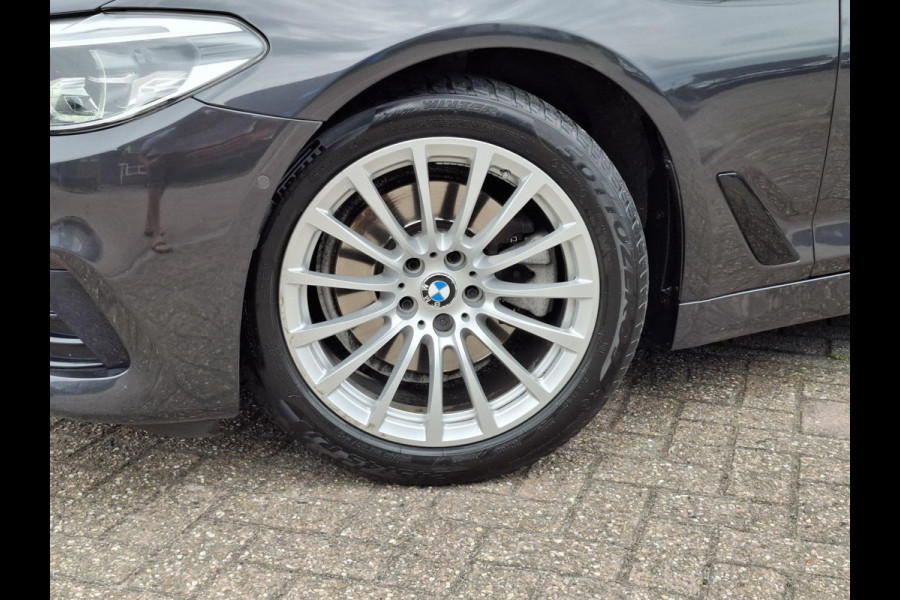 BMW 5 Serie 520d High Executive Edition | Schuifdak | Virtual | Keyless | Dealer onderhouden |