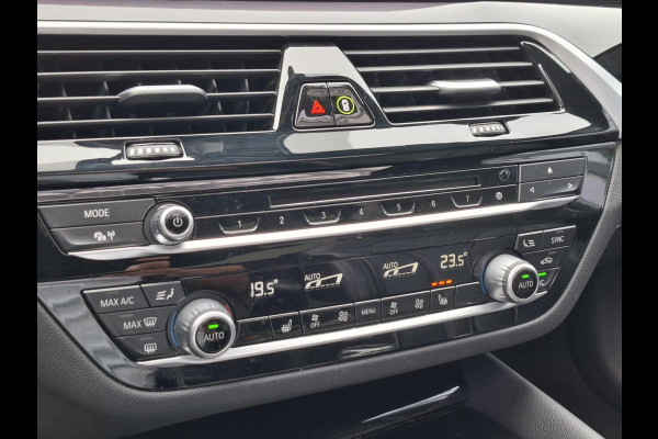 BMW 5 Serie 520d High Executive Edition | Schuifdak | Virtual | Keyless | Dealer onderhouden |