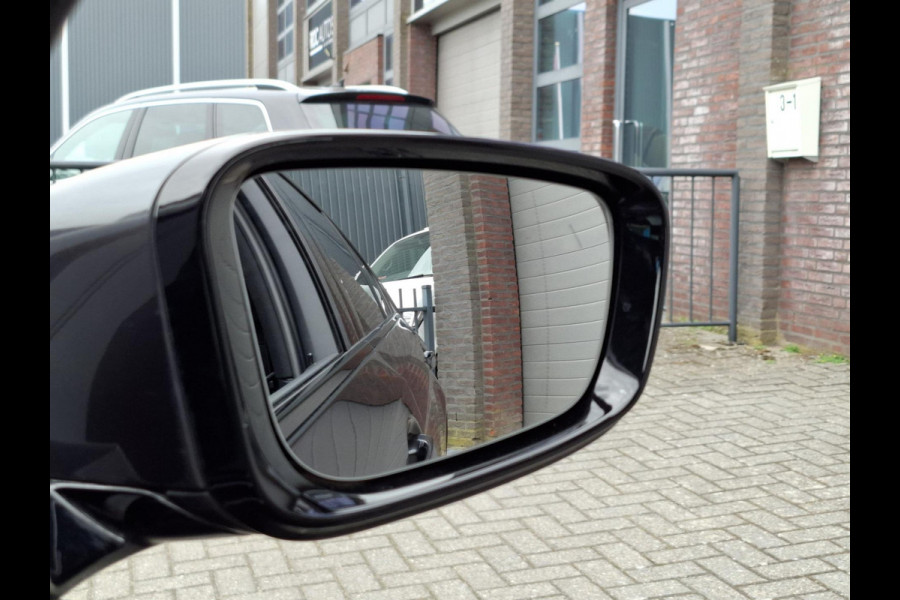 BMW 5 Serie 520d High Executive Edition | Schuifdak | Virtual | Keyless | Dealer onderhouden |