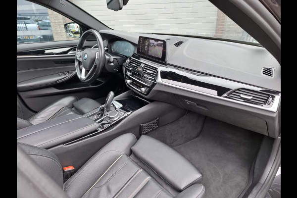 BMW 5 Serie 520d High Executive Edition | Schuifdak | Virtual | Keyless | Dealer onderhouden |