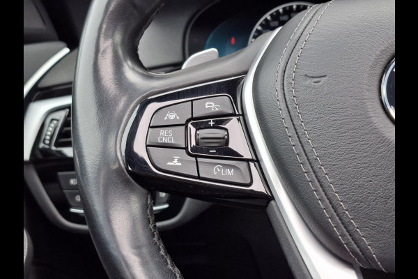 BMW 5 Serie 520d High Executive Edition | Schuifdak | Virtual | Keyless | Dealer onderhouden |