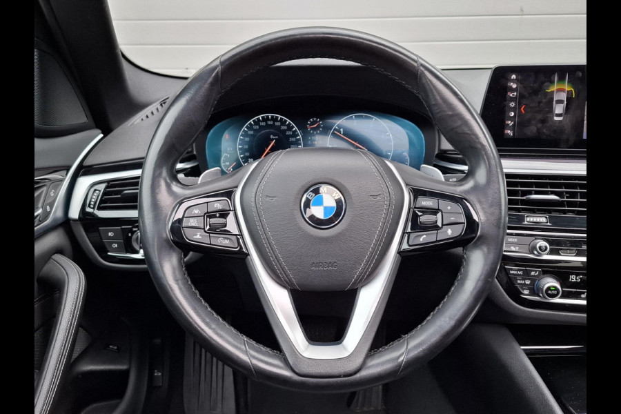 BMW 5 Serie 520d High Executive Edition | Schuifdak | Virtual | Keyless | Dealer onderhouden |