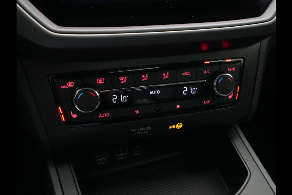 Seat Ibiza 1.0 TSI 95pk Style Signature Navigatie Stoelverwarming Clima