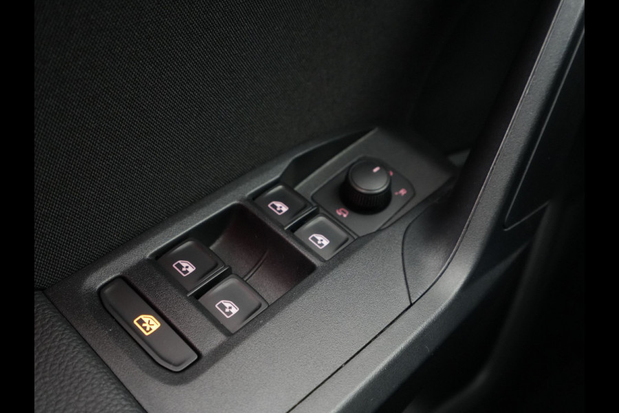 Seat Ibiza 1.0 TSI 95pk FR Business Intense Navigatie Camera Clima Led Carplay