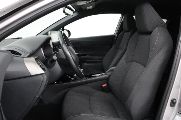 Toyota C-HR 1.8 Hybrid Dynamic | Stoel & stuurverwarming | Adaptive cruise | Camera | Navigatie | Climate control | Keyless
