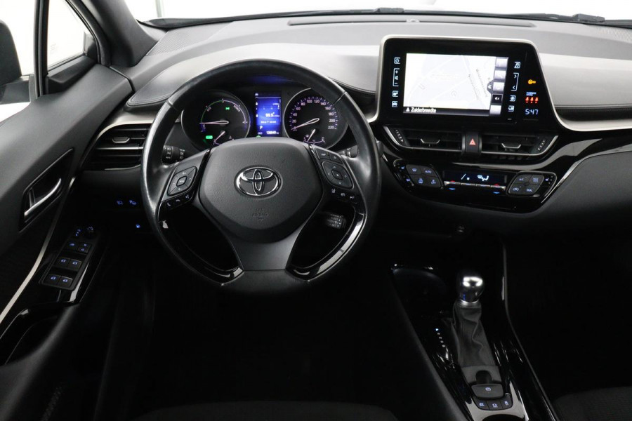Toyota C-HR 1.8 Hybrid Dynamic | Stoel & stuurverwarming | Adaptive cruise | Camera | Navigatie | Climate control | Keyless
