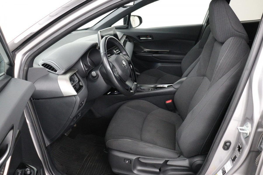 Toyota C-HR 1.8 Hybrid Dynamic | Stoel & stuurverwarming | Adaptive cruise | Camera | Navigatie | Climate control | Keyless