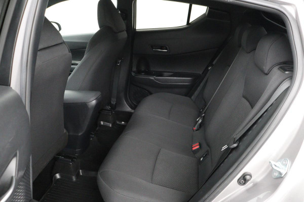 Toyota C-HR 1.8 Hybrid Dynamic | Stoel & stuurverwarming | Adaptive cruise | Camera | Navigatie | Climate control | Keyless