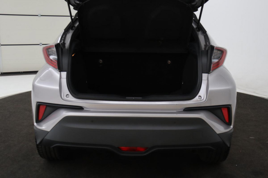 Toyota C-HR 1.8 Hybrid Dynamic | Stoel & stuurverwarming | Adaptive cruise | Camera | Navigatie | Climate control | Keyless