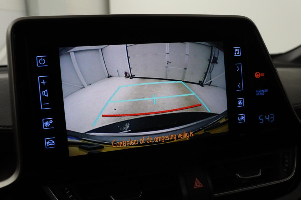 Toyota C-HR 1.8 Hybrid Dynamic | Stoel & stuurverwarming | Adaptive cruise | Camera | Navigatie | Climate control | Keyless