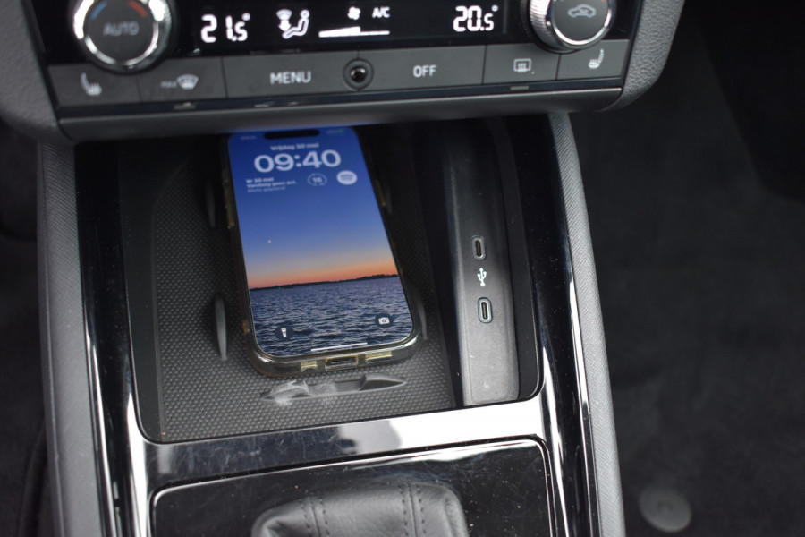 Škoda Kamiq 1.5 TSI ACT Business Edition Pano Navi Led