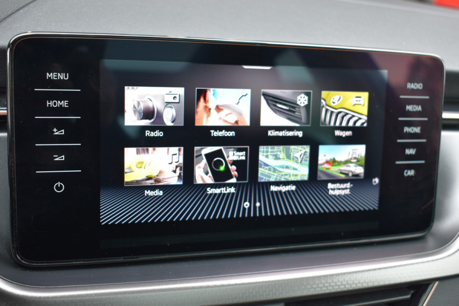 Škoda Kamiq 1.5 TSI ACT Business Edition Pano Navi Led
