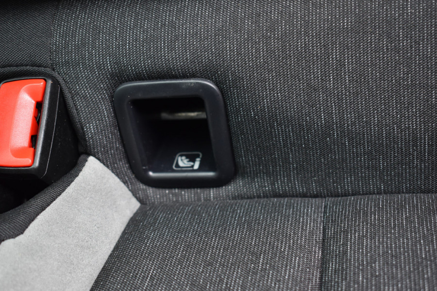 Škoda Kamiq 1.5 TSI ACT Business Edition Pano Navi Led