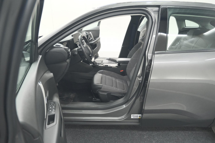 Citroën C4 PureTech 130 Feel Pack | Camera | Head-Up Display | Navigatie | Parkeersensoren
