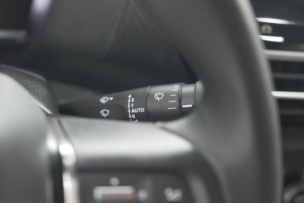 Citroën C4 PureTech 130 Feel Pack | Camera | Head-Up Display | Navigatie | Parkeersensoren