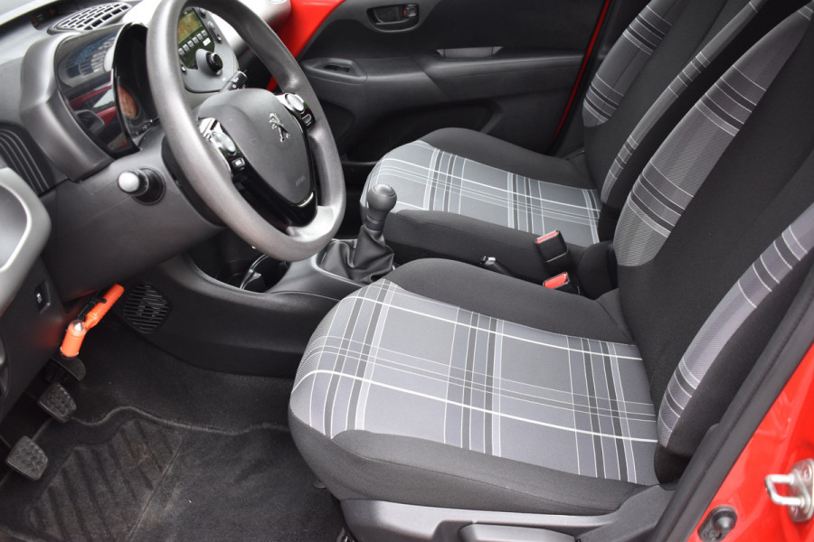 Peugeot 108 1.0 e-VTi Active 5-drs / Airco / El. ramen / Centr.vergr. / Mistlampen