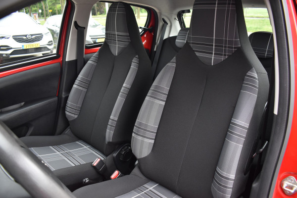 Peugeot 108 1.0 e-VTi Active 5-drs / Airco / El. ramen / Centr.vergr. / Mistlampen