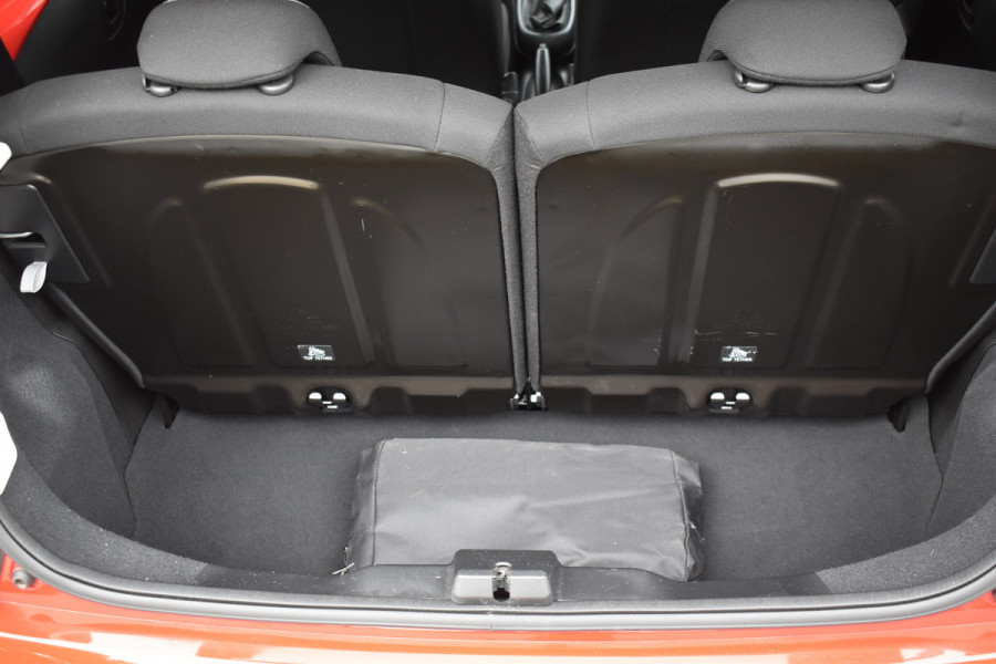 Peugeot 108 1.0 e-VTi Active 5-drs / Airco / El. ramen / Centr.vergr. / Mistlampen
