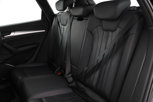 Audi Q5 35 TDI quattro S edition Cruise Control, S-Line, LEER, Stoelverwarming, PDC