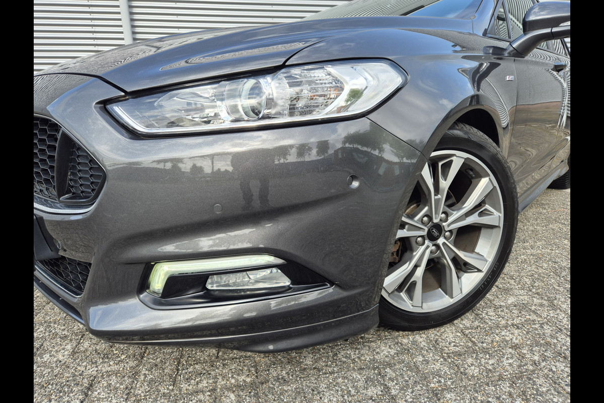 Ford Mondeo Wagon 1.5 ST Line Automaat, airco,cruise,stoelverwarming,navigatie,achteruitrijcamera,parkeersensoren,