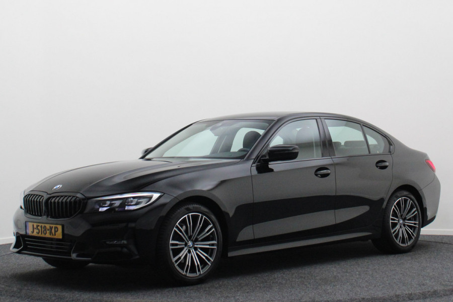 BMW 3 Serie 318i Executive Edition Leer, Sportstoelen, Lane Assist, Apple Carplay, LED, PDC, 18"