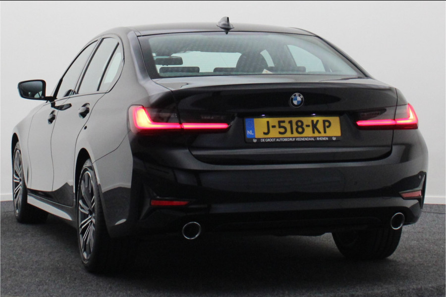 BMW 3 Serie 318i Executive Edition Leer, Sportstoelen, Lane Assist, Apple Carplay, LED, PDC, 18"