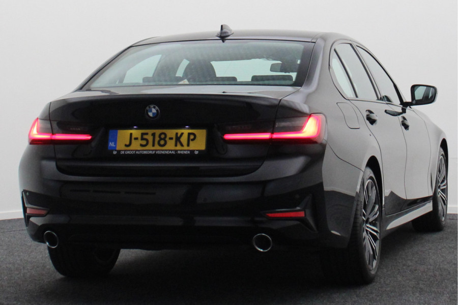 BMW 3 Serie 318i Executive Edition Leer, Sportstoelen, Lane Assist, Apple Carplay, LED, PDC, 18"