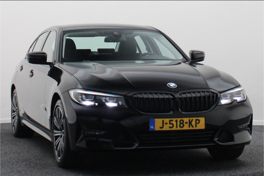 BMW 3 Serie 318i Executive Edition Leer, Sportstoelen, Lane Assist, Apple Carplay, LED, PDC, 18"