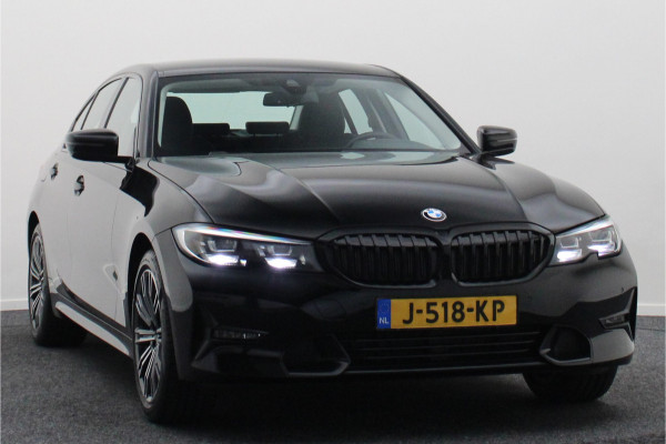 BMW 3 Serie 318i Executive Edition Leer, Sportstoelen, Lane Assist, Apple Carplay, LED, PDC, 18"