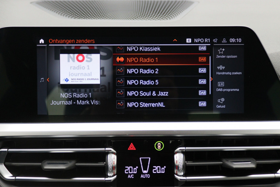 BMW 3 Serie 318i Executive Edition Leer, Sportstoelen, Lane Assist, Apple Carplay, LED, PDC, 18"
