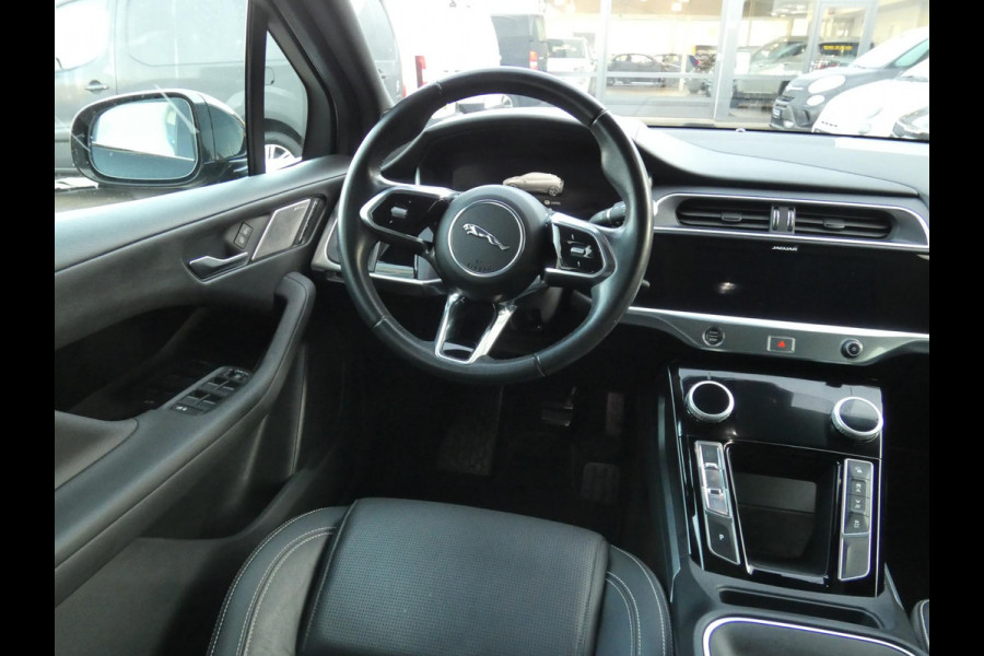 Jaguar I-PACE EV400 SE 90 kWh | SOH 100% | NAVIGATIE | PANORAMADAK | ACHTERUITRIJCAMERA |
