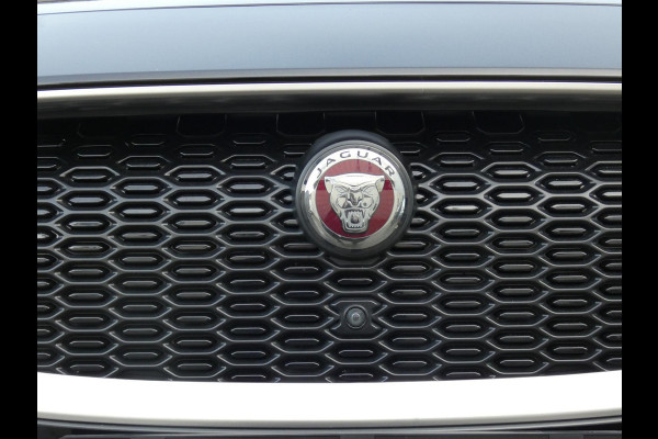 Jaguar I-PACE EV400 SE 90 kWh | SOH 100% | NAVIGATIE | PANORAMADAK | ACHTERUITRIJCAMERA |