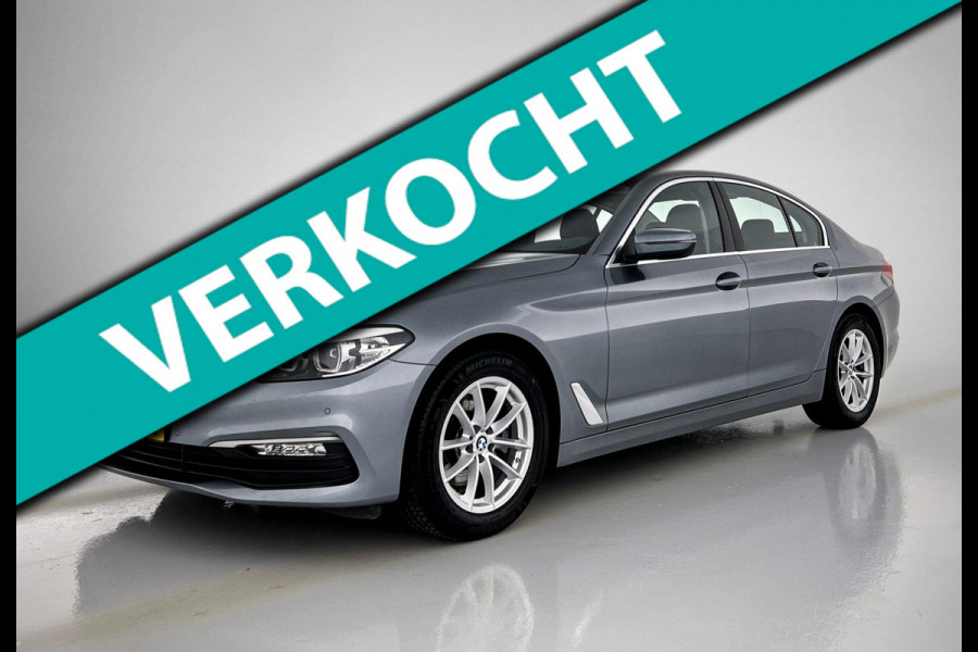 BMW 5 Serie 520d Executive(NL-auto, Navi, Goed OnderH, Cruise Con, Parkeersensoren, Etc)