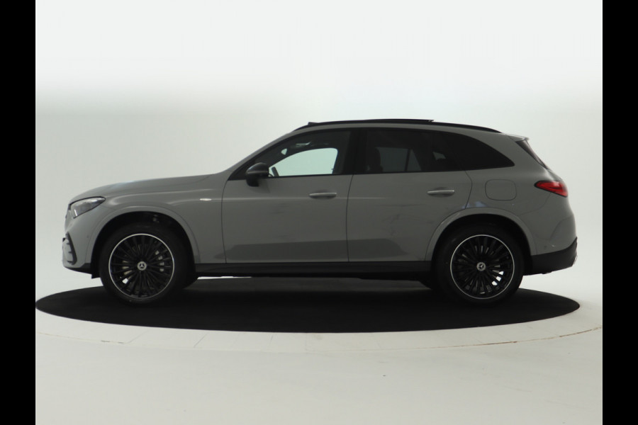 Mercedes-Benz GLC 300e 4MATIC Sport Edition | Trekhaak | Nightpakket | Rijassistentiepakket Plus | AMG Premium Plus | DISTRONIC PLUS | EASY PACK achterklep | KEYLESS GO-comfortpakket | 	Winter pakket | Head-up display |