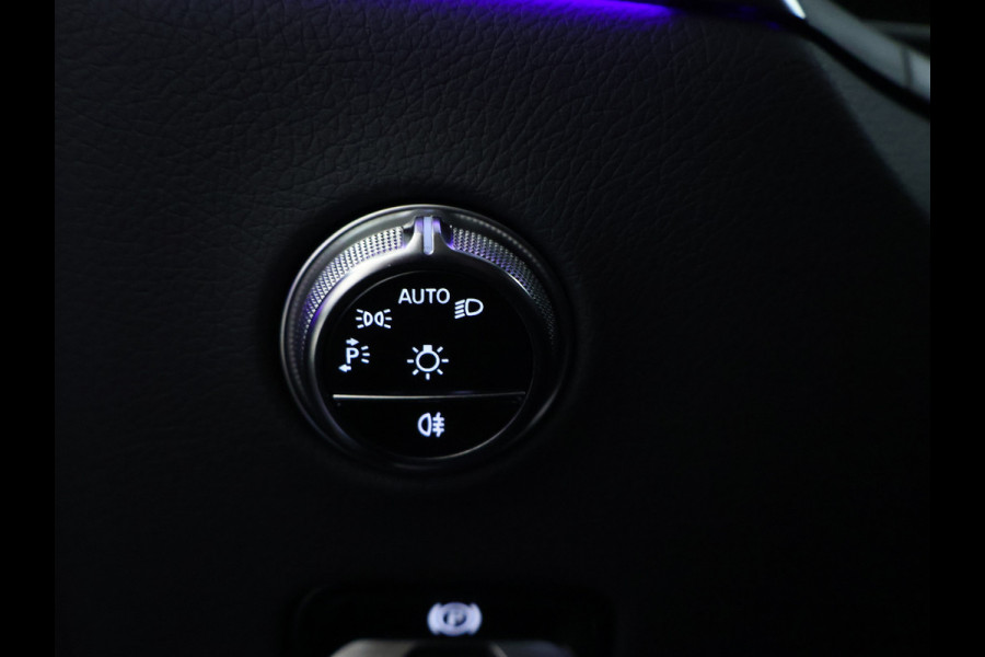 Mercedes-Benz GLC 300e 4MATIC Sport Edition | Trekhaak | Nightpakket | Rijassistentiepakket Plus | AMG Premium Plus | DISTRONIC PLUS | EASY PACK achterklep | KEYLESS GO-comfortpakket | 	Winter pakket | Head-up display |
